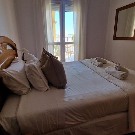 Apartamentos Latin Nerja Kültér fotó