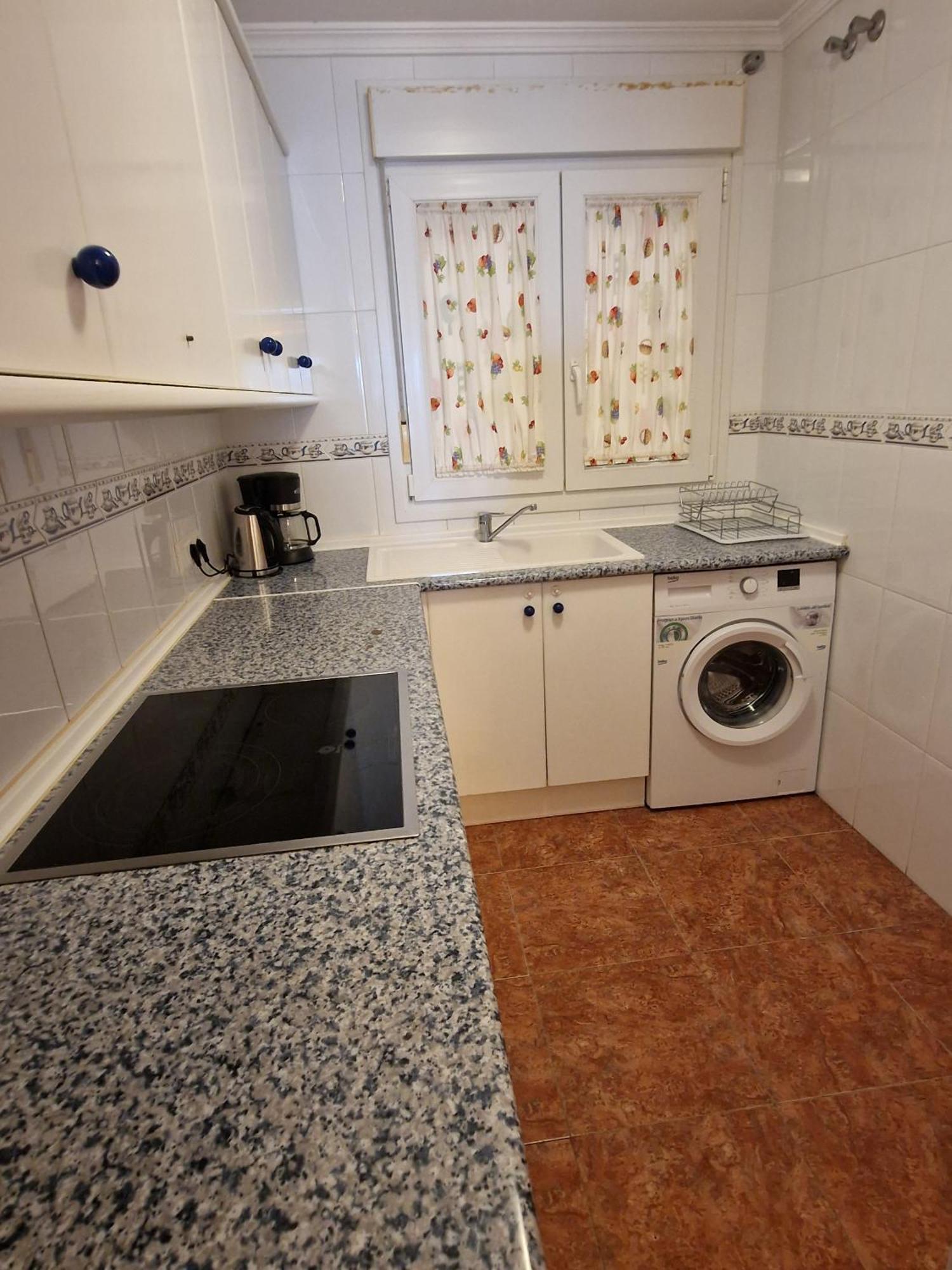 Apartamentos Latin Nerja Kültér fotó